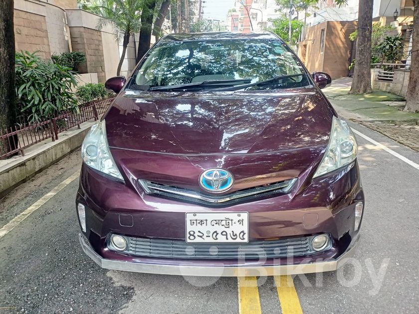 Toyota Prius Alpha For Sale In Banani Bikroy