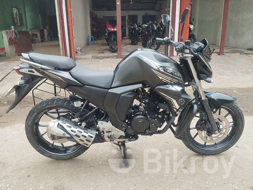 Yamaha Fzs V Fi Dd Black Fresh For Sale Uttara Bikroy