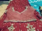 1 din use lehenga sell dibo onk gorjious