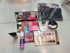 10 item makeup full combo packaged