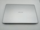 10th gen ASUS Vivobook New condition from UK