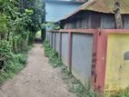 12 ফুট প্রশস্ত কাঁচা রাস্তার পাশে প্লট আকারে জমি বিক্রি করা হবে।