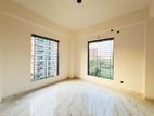 1350 Sqft Apartment For Sale in Bashundhara K Block,