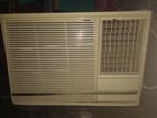 1.5 ton general window type AC made in Japan