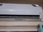 1.5 Ton Inverter Almost New
