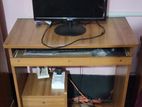 19" Monitor & Table