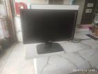 19" monitor