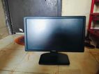 19" monitor