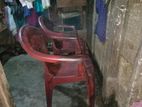 ২ টি চেয়ার বাক্রি করা৷ হবে