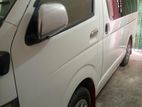 Toyota Hiace 2012