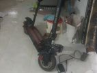 ইলেকট্রিক স্কুটি