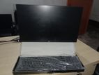 22" LG MK6000 monitor.4 gb ram.500 hardisk