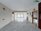 2200 sft Luxurious Apartment 8th floor for Rent in Bashundhara R/A.