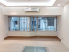 2300SQFT WONDERFUL SEMI FURNISHED APARTMENT RENT AT GULSHAN AREA