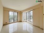 2400 sft Exclusive Apartment 3rd floor for Rent in Bashundhara R/A.