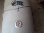 30 Litre Midea Geyser