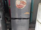 300 Liter কালো কালার একটি ফিরিজ বিক্রি করা হবে