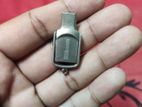 32 GB USB drive