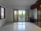 3200 Sqft 4 BED APARTMENT UN-FURNISHED FOR RENT IN GULSHAN