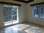 3300 SFT UNFURNISHED FLAT RENT