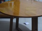 4 feet Round table with Havey Glass