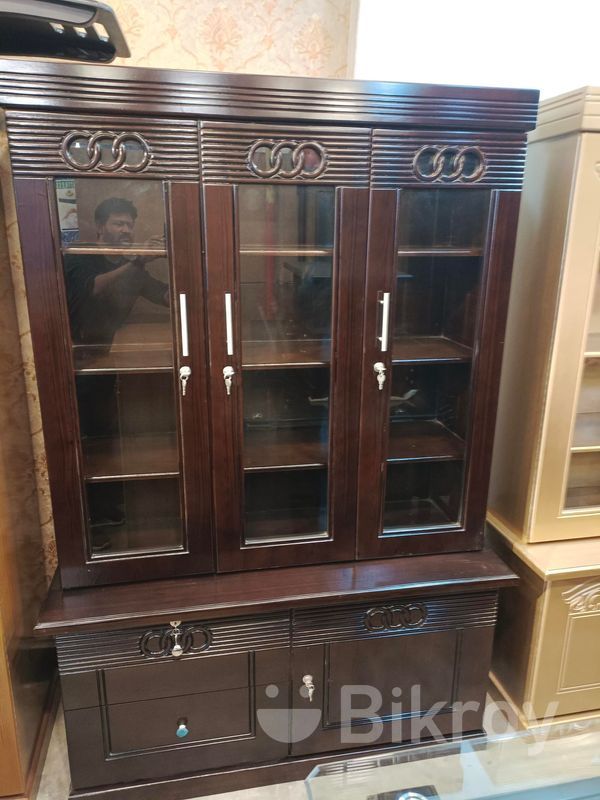 4 FEET SHOWCASE LACQUARE FURNITURE. for Sale in Mirpur Bikroy