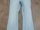 ৫-১৩ বছরের বা তার অধিক বয়সের মেয়েদের জিনসের পেন্ট সকল সাইজ আছে