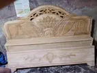 আমি একটা আড়াই ইঞ্চি সলিট কাঠের সেমি বক্স খাট বিক্রি করব