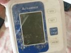 ACCU ANSWER BLOOD PRESSURE MECHINE