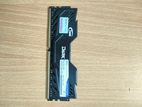 Adata 4Gb DDR4 2666. DARK 3000.or CROSAIR 2400