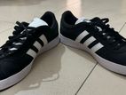 Adidas VL Court 2 Sneakers