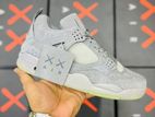 Air jordan 4 (KAWS)