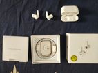 Airpods pro 2nd gen earbuds (Dubai super master copy)