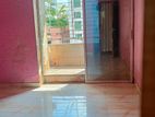 অক্টোবর মাসে একটি রুম ভাড়া হবে