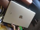 Apple ipad (used)