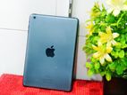Apple A1432 iPad Mini 16 GB 7.9 Multi-Touch Display