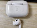 Apple Airpods pro 1st gen