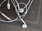 apple earphone