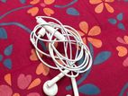 Apple headphone