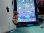 Apple ipad 16gb (Used)