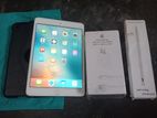 Apple ipad 4 (Used)