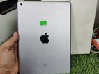 Apple ipad 5gen 32gb (Used)