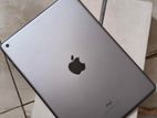 Apple iPad 6th gen 128GB