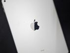 Apple ipad 6th generation (Used)