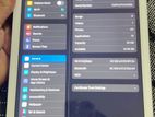 Apple ipad 6th (Used)