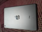 Apple ipad A1432 (Used)