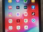 Apple ipad air 32 gb (Used)