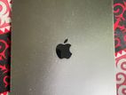 Apple Ipad air 5 (Used)