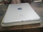 Apple iPad (Used)