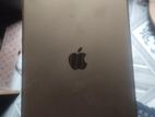 Apple ipad6 (Used)